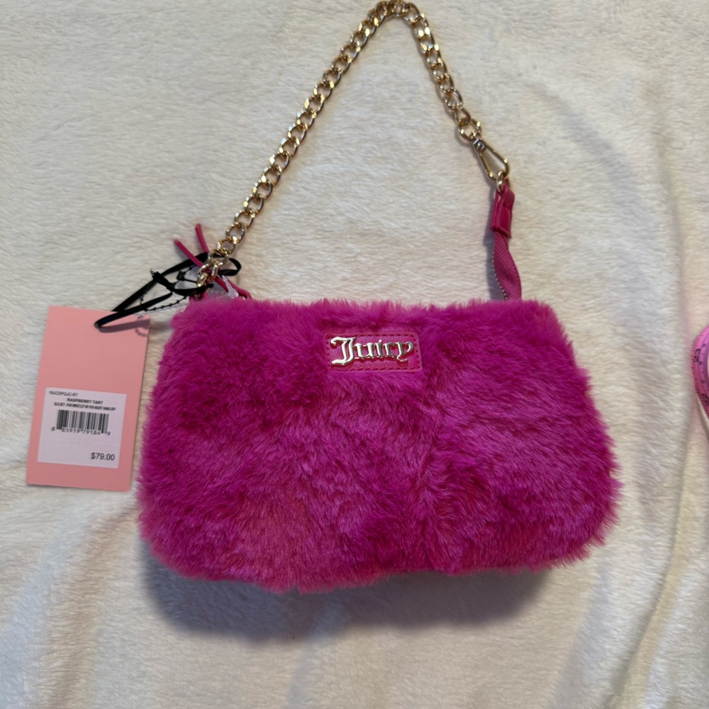 BEAUTIFUL JUICY COUTURE RASPBERRY TART FAUX FUR WRISTLET *MISSING KEY FOB*